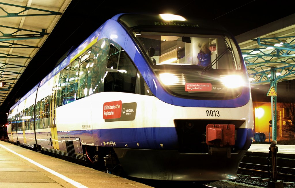 Der VT 0013 der OLA als Einsetzer in Neubrandenburg am 19.2.2012