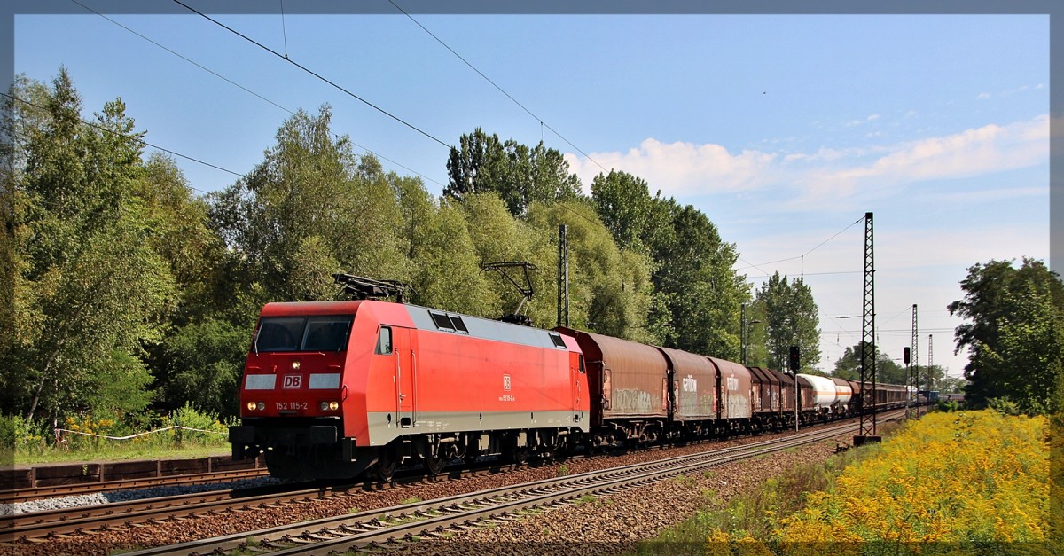 152 115 bei der Durchfahrt von Leipzig - Thekla am 21.08.2015 