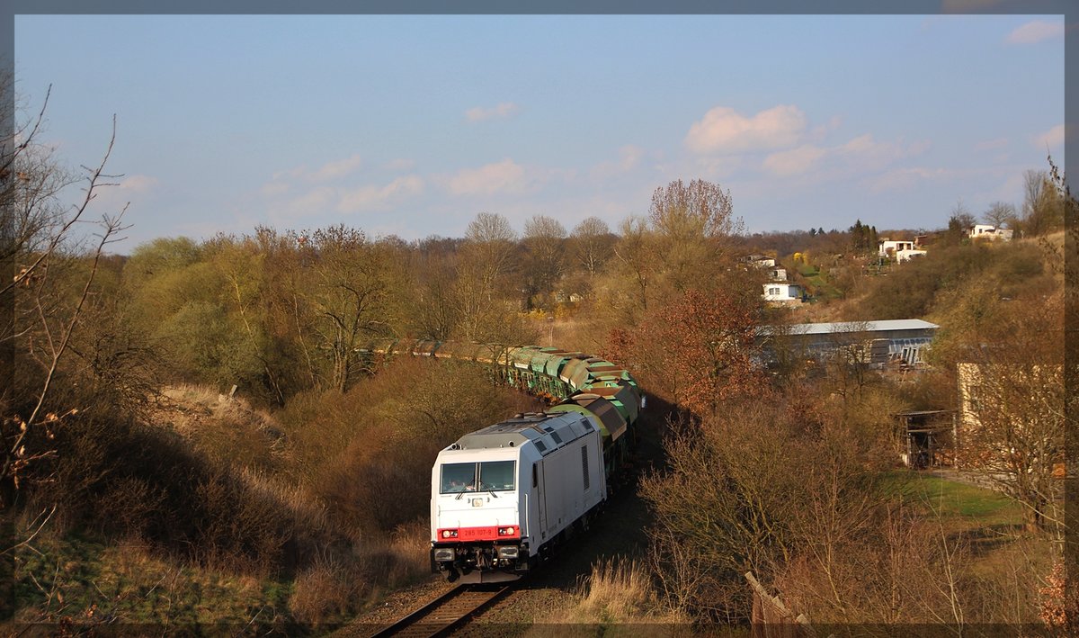 285 107 der ITL/Captrain bei Gleisbauarbeiten in Neubrandenburg am 06.04.2016