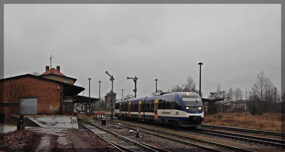 VT 731 der NEB bei der Ausfahrt aus dem Bahnhof Templin am 06.03.2016